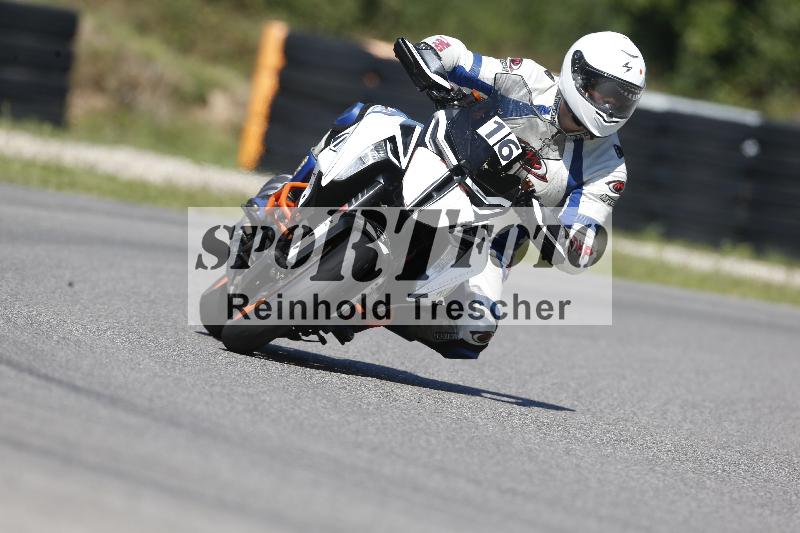 Archiv-2025/48 25.08.2025 Cornu Master School ADR/rot-rouge/16